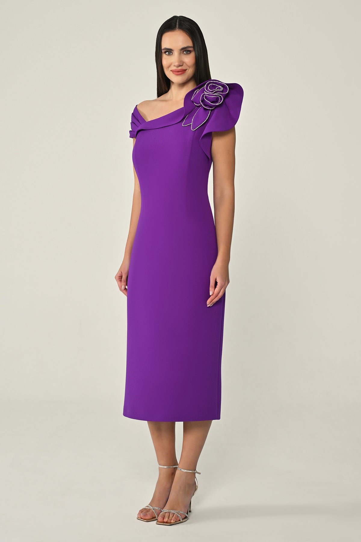 Plus Size - Crimson Allure Dress - Midi - Multi Color