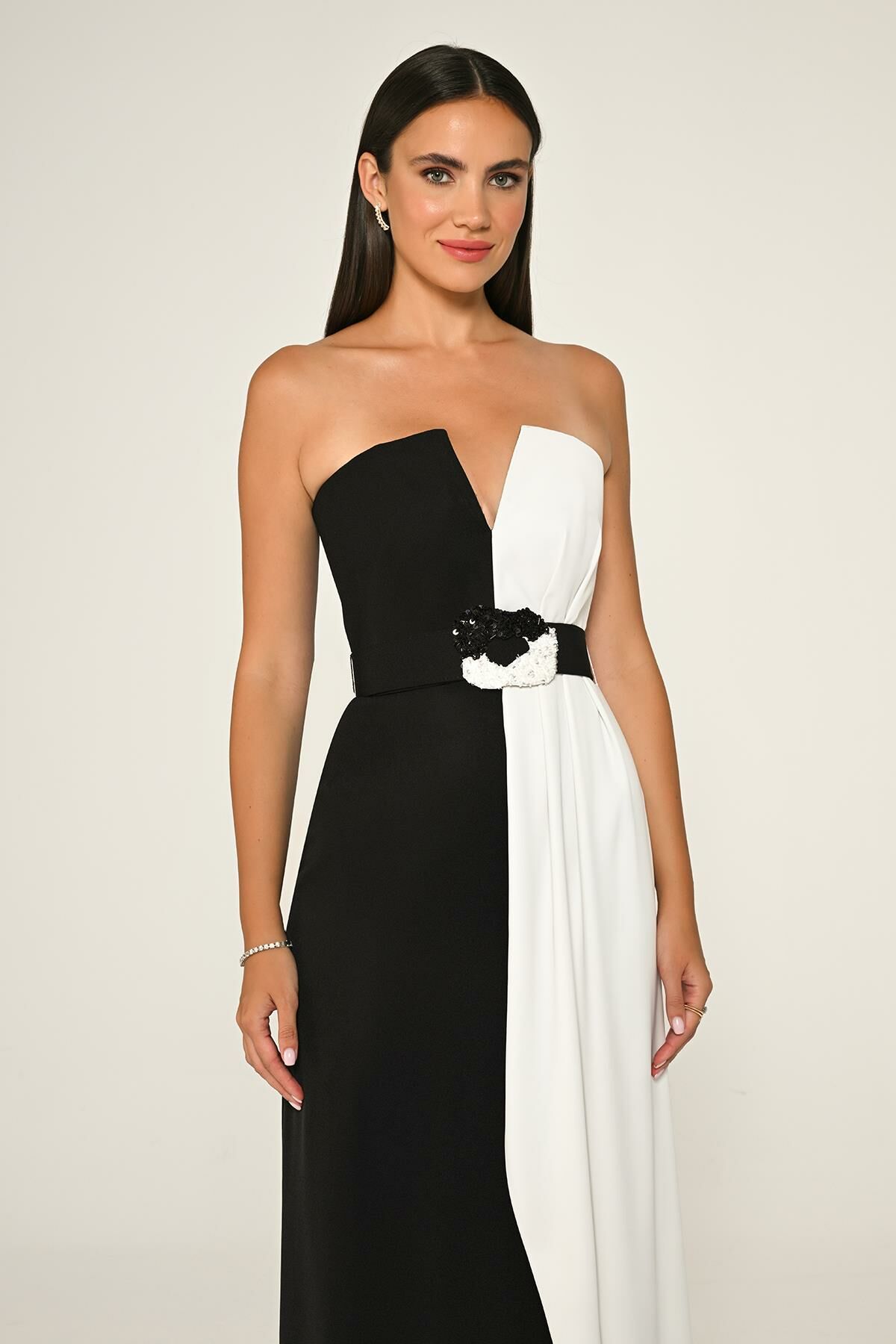Belt Crepe Dress - Maxi - Multicolor