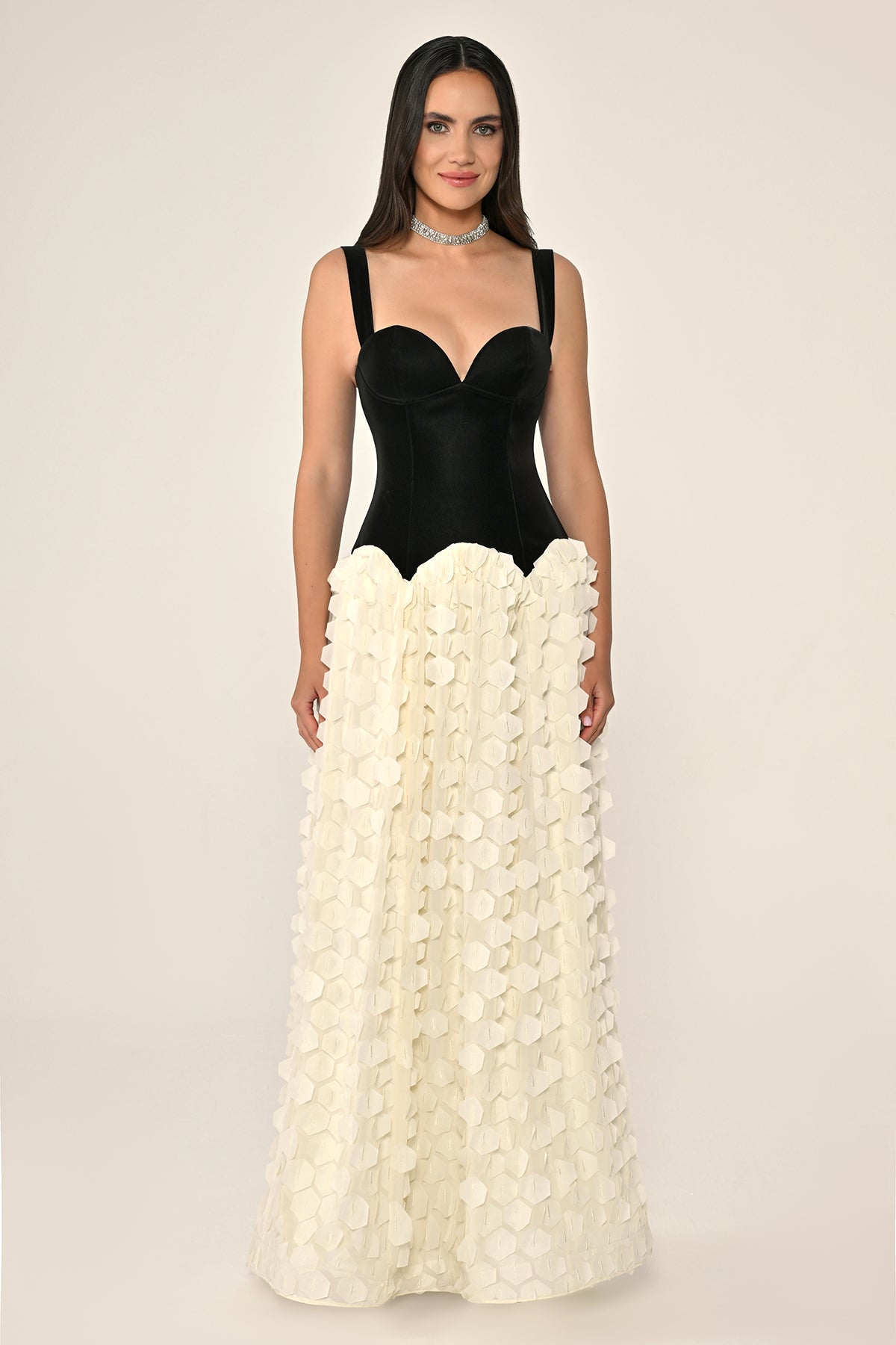 Black & Beige / 36