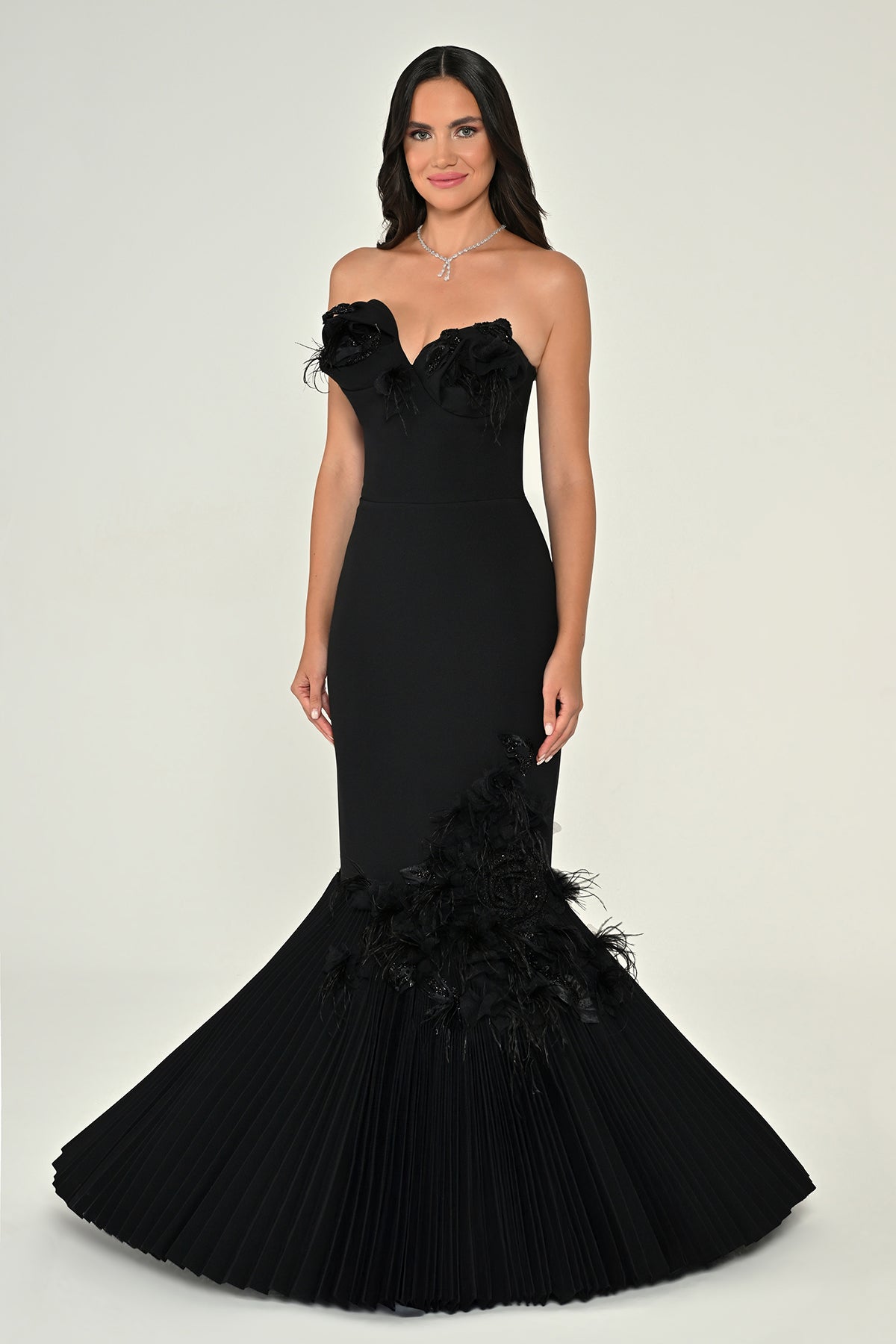Black / 36