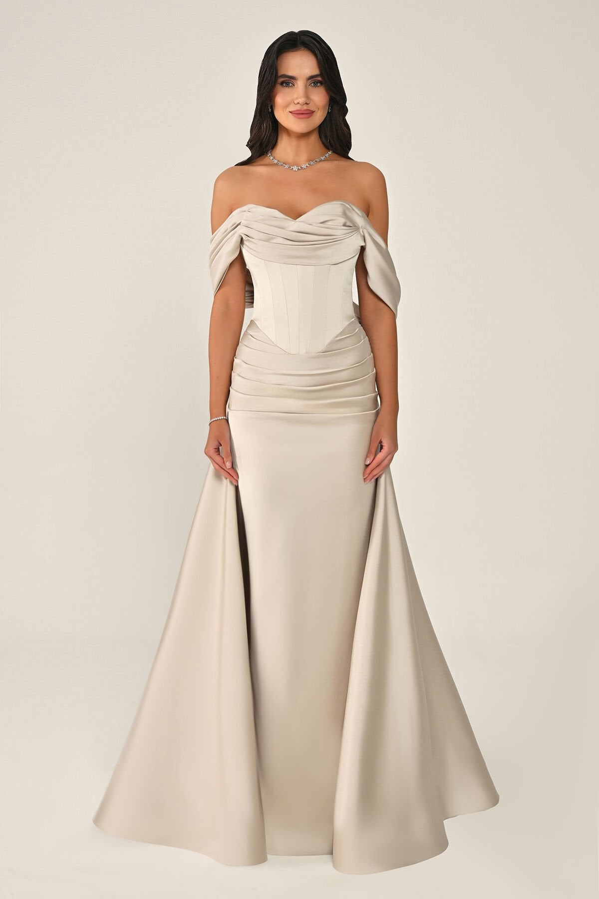 Sylvara Dress - Maxi