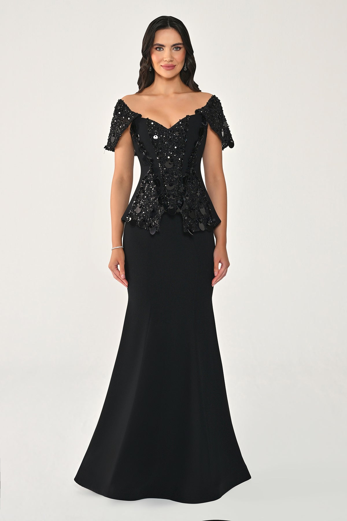 Shop Evening Dresses Online | Luxury Evening Dress Collection | MOU & YE MOU & YE Shop Evening Dresses Online | Luxury Evening Dress Collection | MOU & YE MOU & YE