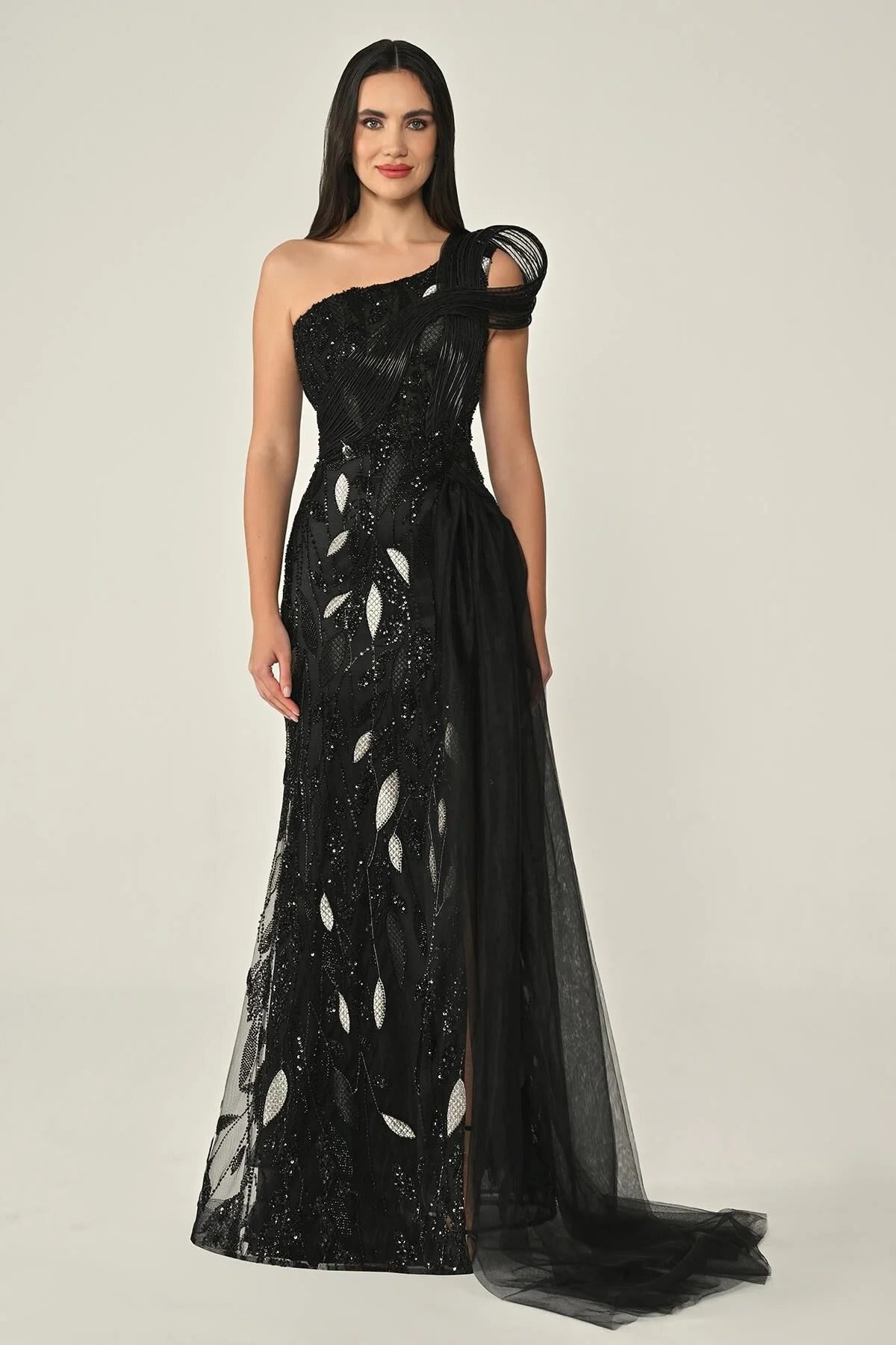 Black / 36
