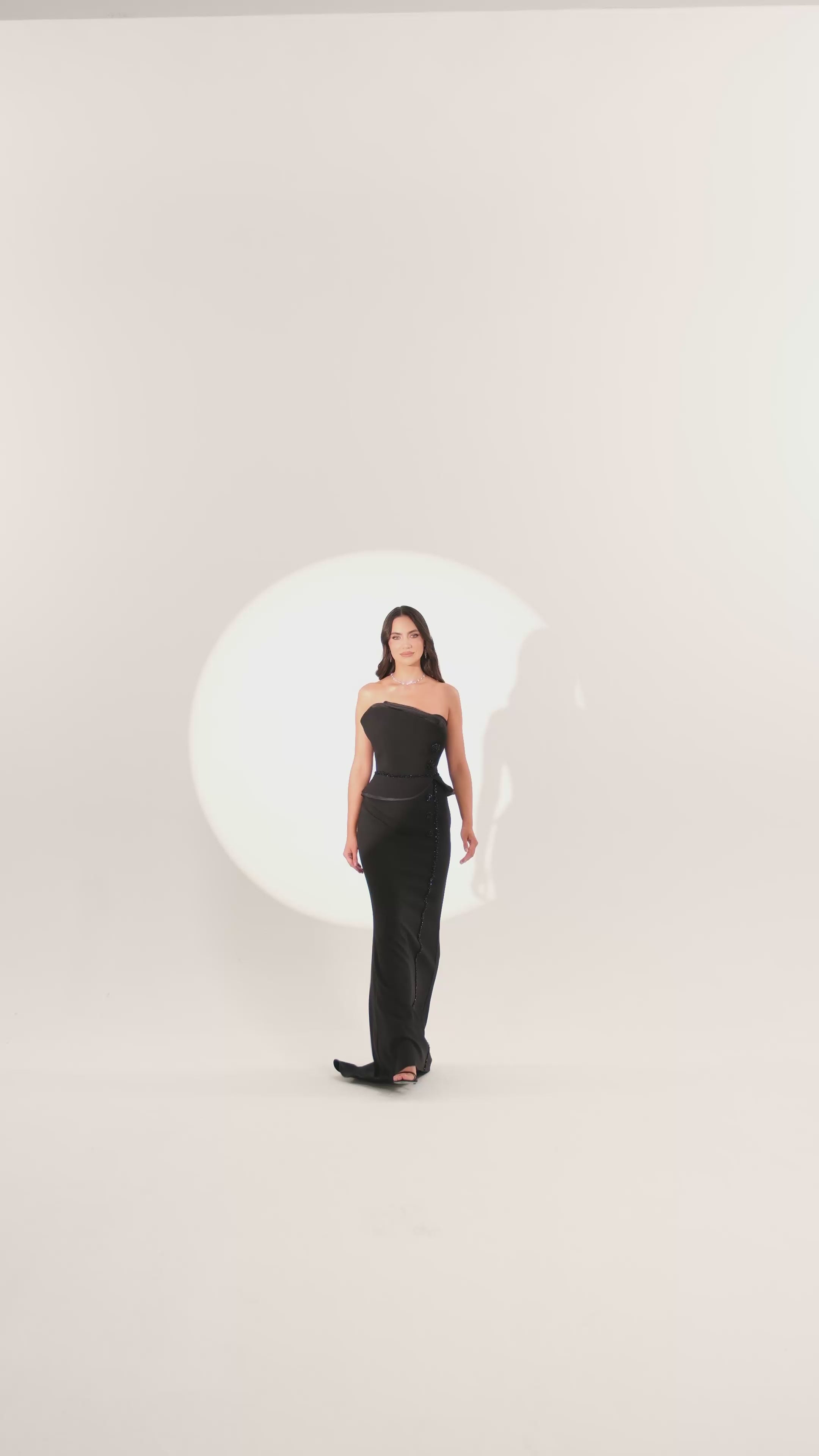 Velora Noir Dress - Maxi - Black