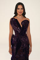Ombrelle gown in purple, close-up of the bodice