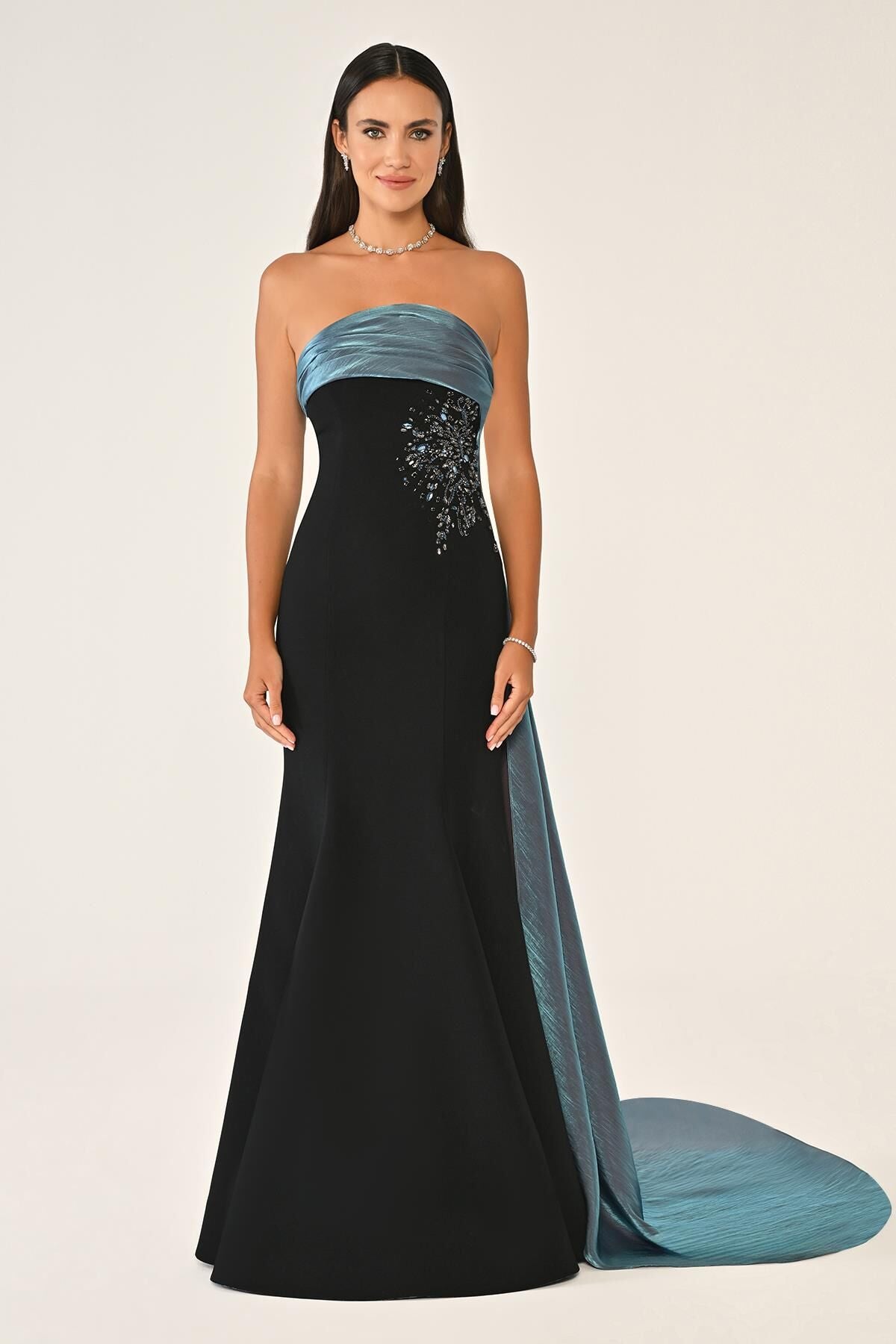 Black Blue / 36